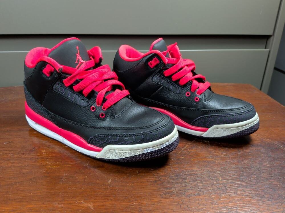 Nike Air Jordan 3 Retro GS Black Bright Crimson 398614-005 Youth Size 4.5Y